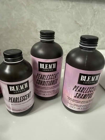 Photo of free Hair colourants (Crown Wood RG12) #3