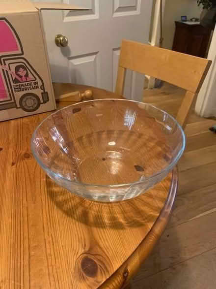 Photo of free Large glass serving bowl (Headington OX3) #1