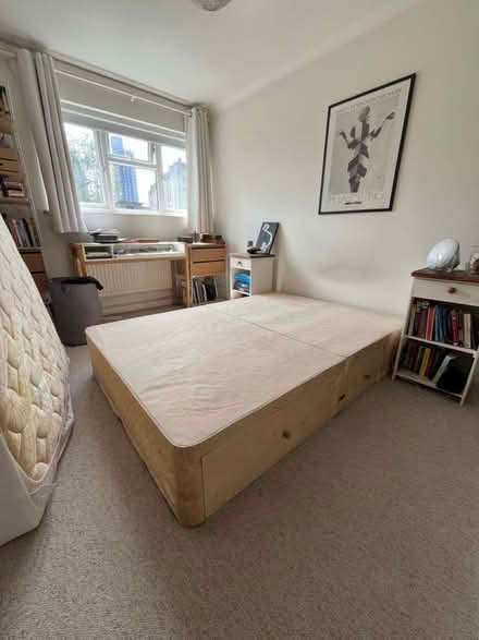 Photo of free Double bed (Hoxton N1) #3
