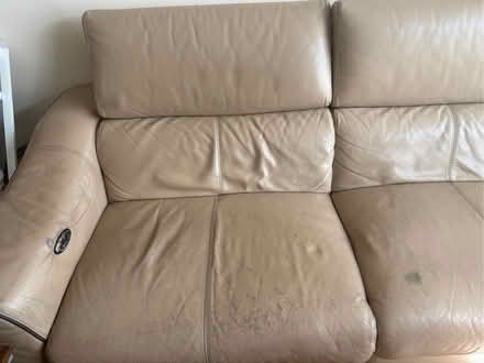 Photo of free Sofa (Friern Barnet N20) #2