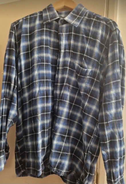 Photo of free Selection of men's shirts (SE10) #2