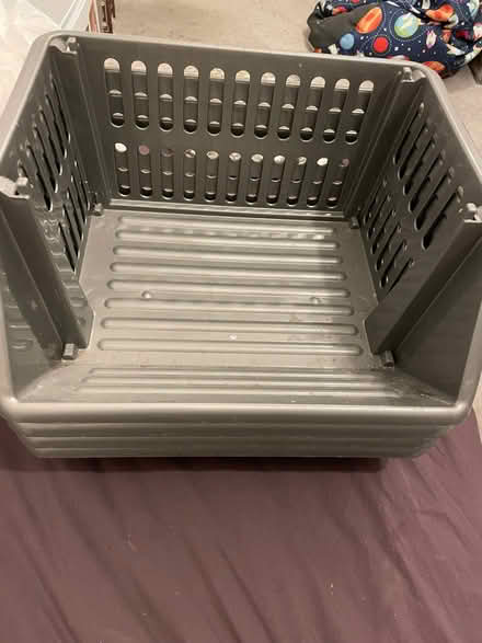 Photo of free 4 largish kitchen storage (Wandsworth SW18) #1