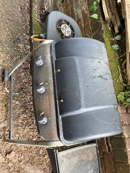 Photo of free Gas bbq,fully working (Patcham) #2