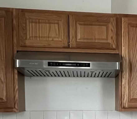 Photo of free Under cabinet vent hood (Union Square, Somerville) #1