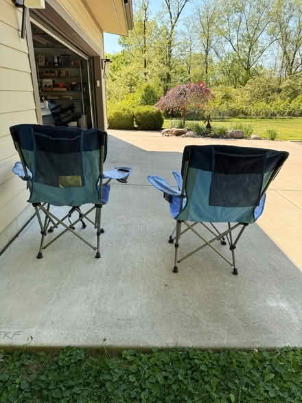 Photo of free 2 Lawn chairs (College Hill) #3