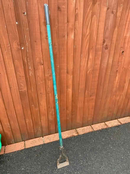 Photo of free Garden hoe (Waterlooville PO7) #1