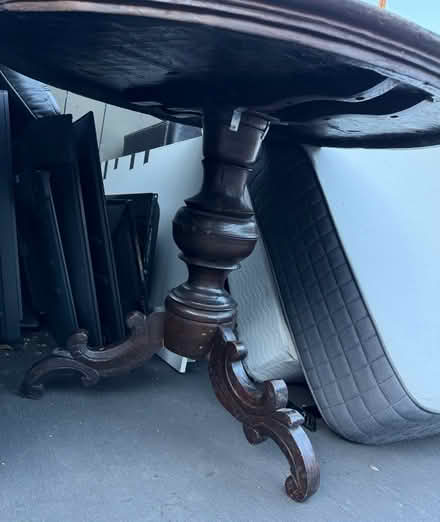 Photo of free Vintage round wooden table (1075 Valencia Avenue) #4