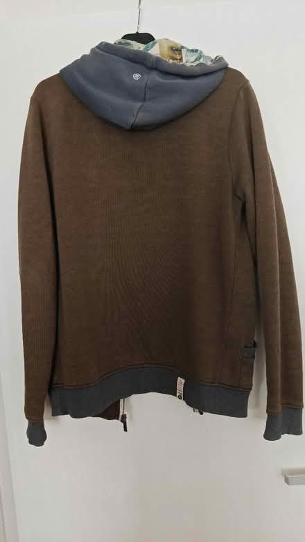 Photo of free Hoodie - Faulty zipper (Stockwell SW9) #3