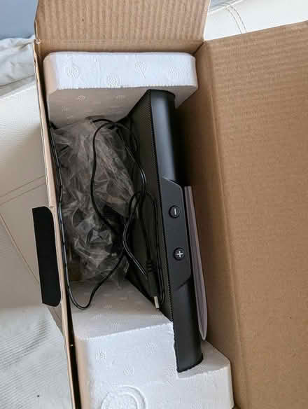 Photo of free iPod speaker (BD20 5NE) #2