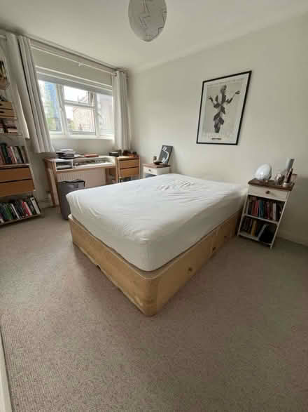 Photo of free Double bed (Hoxton N1) #1