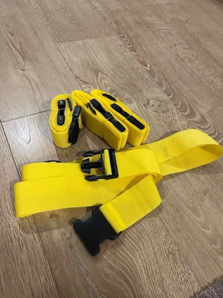 Photo of free 4x luggage straps (Archway N19) #1