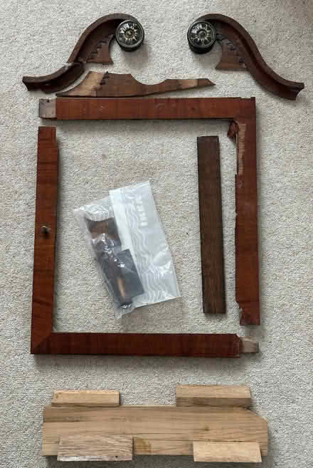 Photo of free Grandmother / father Clock (Loughborough, LE11) #4