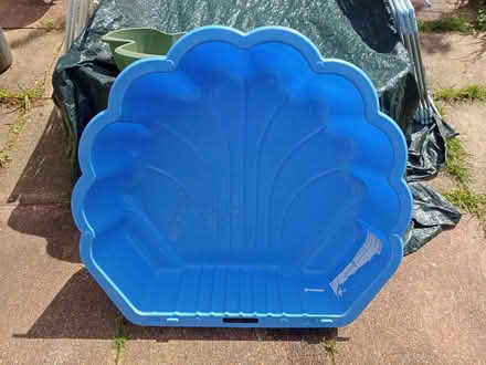 Photo of free Paddling pools (South Reading RG2) #1