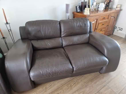 Photo of free Settee (CH66) #1