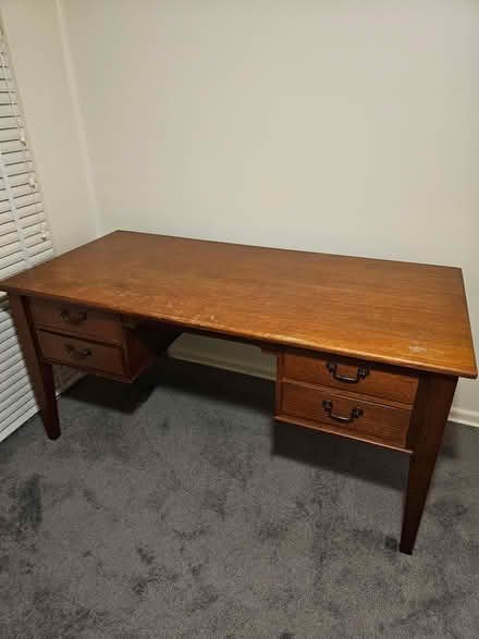 Photo of free 1.6 m oak study table (Hebersham) #1