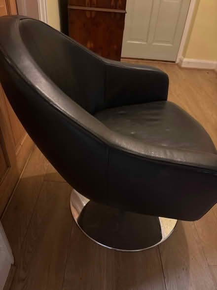 Photo of free Swivel chair (Walton-on-Thames KT12) #2