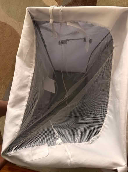 Photo of free Landry hamper/basket (Woodridge (20018)) #2
