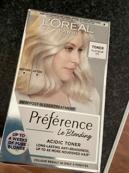 Photo of free L’Oreal Platinum Ice toner (Bedfont TW14) #1