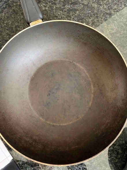 Photo of free Non-stick JL pans + non-stick wok (Henley-on-Thames RG9) #3