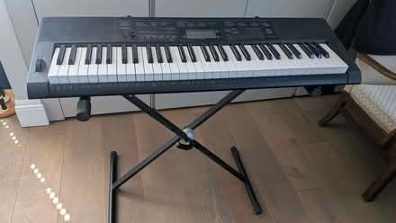 Photo of free Casio musical keyboard with instructions and tutorial course (Hampton Hill TW12) #1