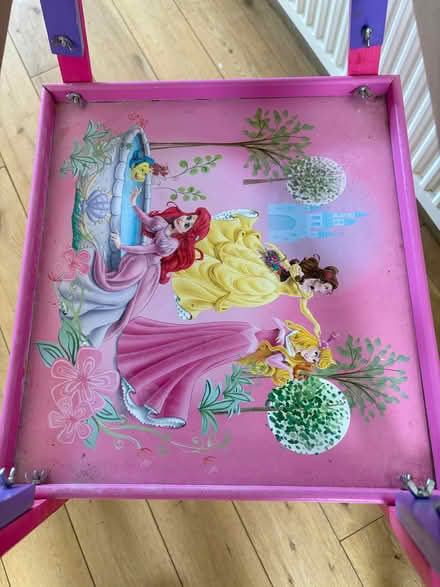 Photo of free Child's art easel (Woodside Park N20) #3
