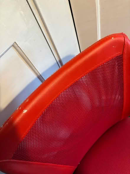 Photo of free Red office chair (OX4 cowley) #4