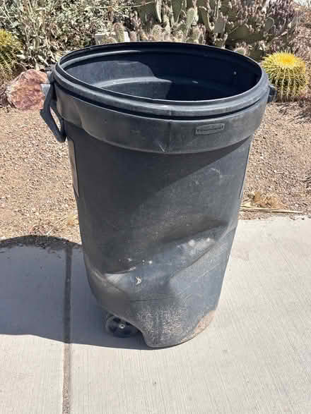 Photo of free Broken Talavera tile in DTLV (Downtown Las Vegas) #3