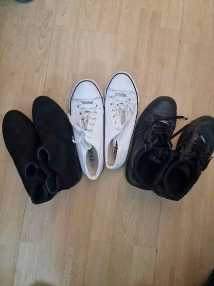 Photo of free 3 pairs womens shoes UK 7 (Linden GL1) #1