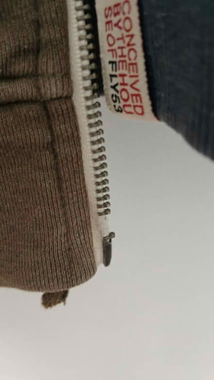 Photo of free Hoodie - Faulty zipper (Stockwell SW9) #1