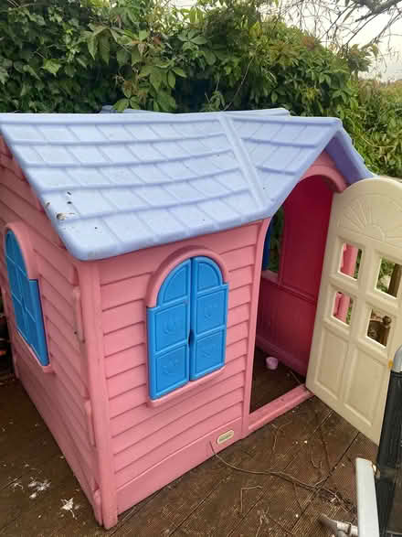Photo of free Little tykes play house (DA12) #1