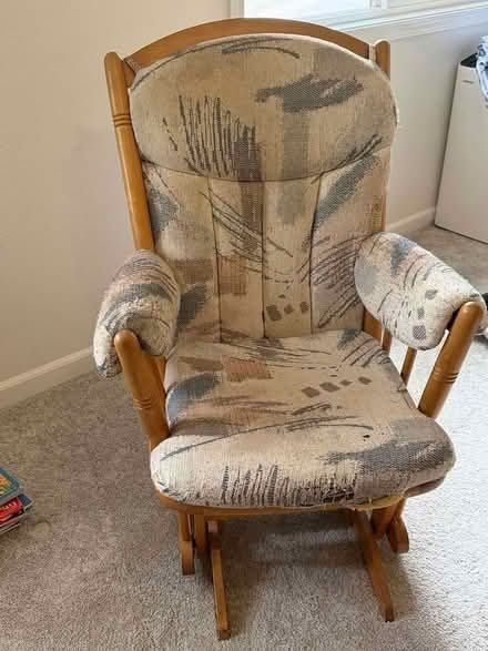 Photo of free glider (S. Bellevue WA) #1