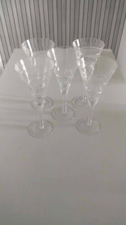 Photo of free Selection Of Glassware & 5 China Cups (Chingford E4) #4