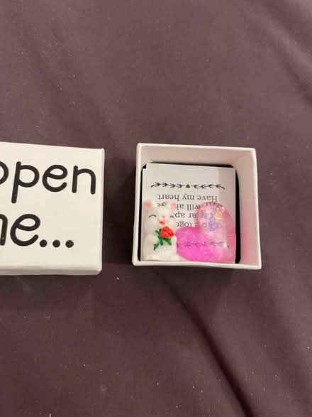 Photo of free 2 pocket hugs (Wandsworth SW18) #1