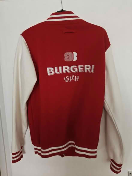Photo of free Jumper Burgeri (Stockwell SW9) #2