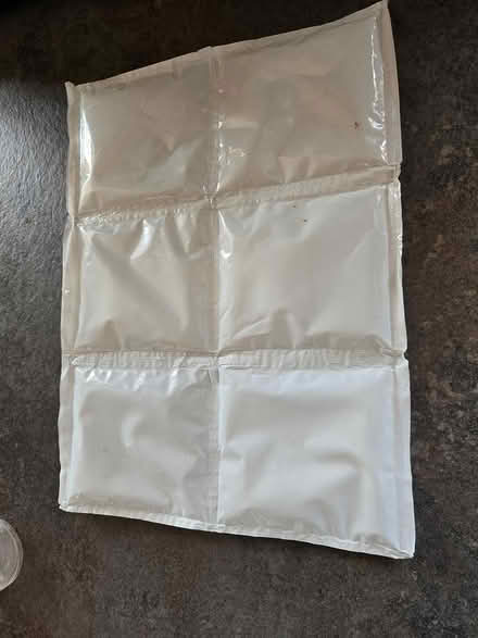 Photo of free Insulation / cold pack for parcels (BS5) #1