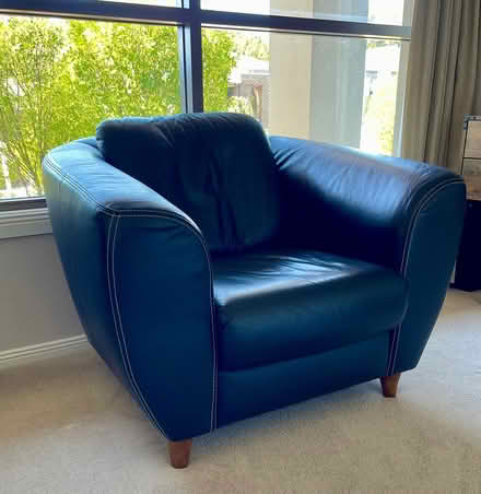 Photo of free Leather chair (Blue Ridge Estate Mooroolbark) #1