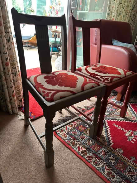 Photo of free 4x dining chairs (Trowbridge BA14) #3