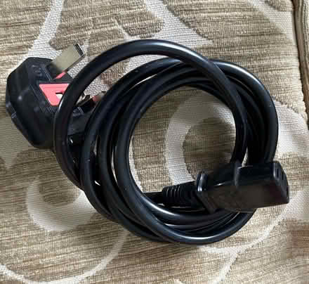 Photo of free computer power cable x 2, about 2m (IEC Kettle Lead) (Kennington SW8) #1