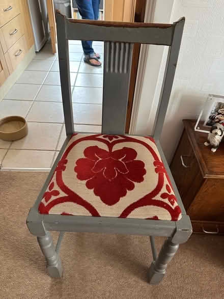 Photo of free 4x dining chairs (Trowbridge BA14) #2