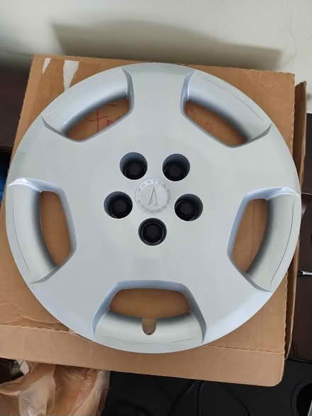 Photo of free Pontiac Wheel Cover (Petworth) #1