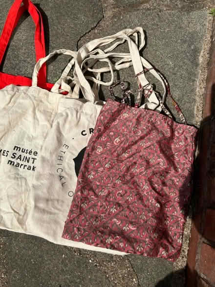 Photo of free Tote Bags x5 (North London Tottenham N17) #2