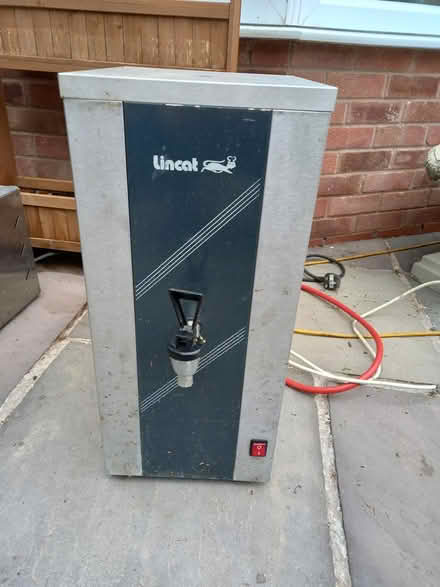 Photo of free Lincat hot water heater (Welland Worcestershire WR13) #1