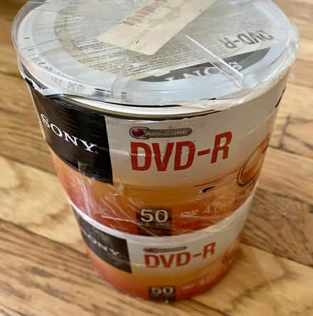 Photo of free DVD-R (100 discs) (Downtown) #1