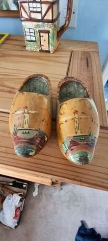 Photo of free vintage wooden clog ornaments (Moor Allerton LS17) #1