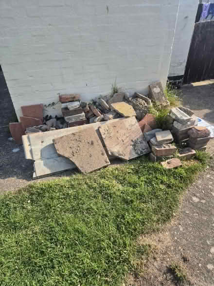 Photo of free Hardcore/bricks (Hurstpierpoint) #1