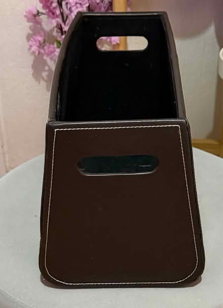 Photo of free Magazine holder (CR0) #2