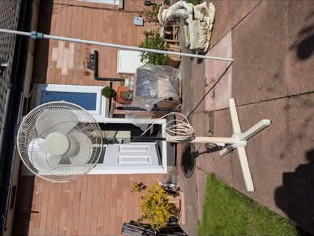 Photo of free 4 speed adjustable fan (Carlisle CA2) #4