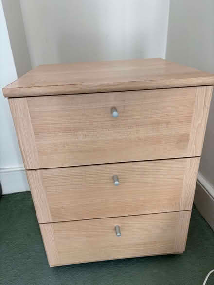 Photo of free Bedside table (Barnes SW13) #1