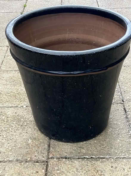 Photo of free 40cm large blue ceramic pot (Ash Green GU12) #1