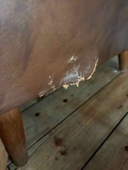 Photo of free Vintage Danish leather sofa (Hove Station area BN3) #4